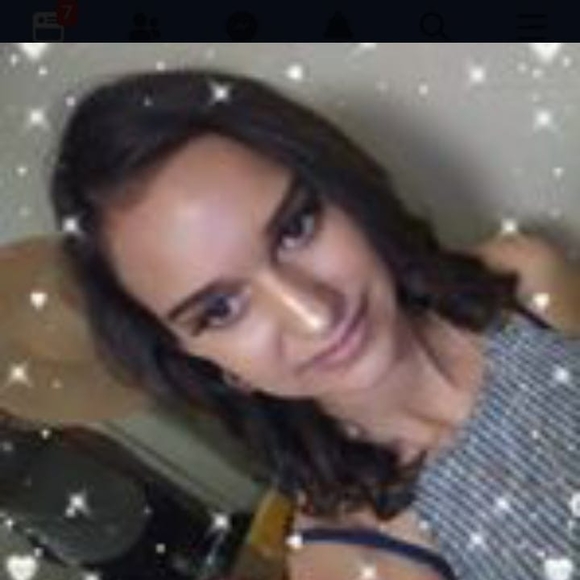 Meet your Posher, Isabella - Picture 1 of 1